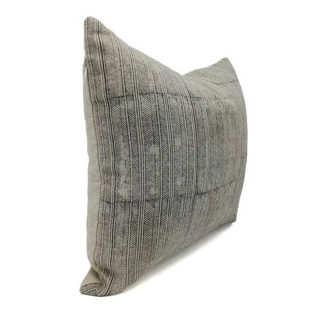 Fabdivine Handmade Block Printed Cushion Cover 26x26 Inch Thick Linen-Black Leheriya For Sale - Image 4 of 6