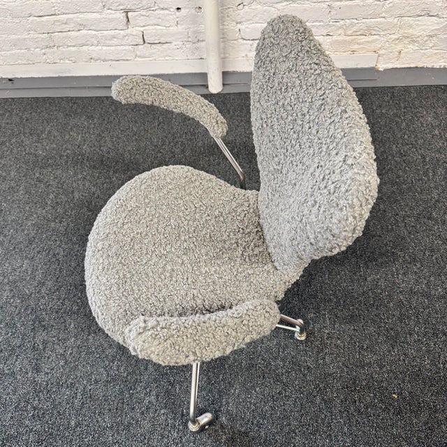 Early edition (July/1965) of the Sevenir Desk Chair originally covered in leather, we decided to change things up and...