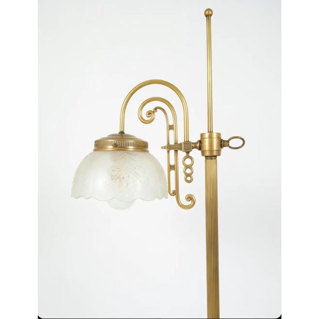 1930s Vintage Art Deco Brass Floor Lamp With Etched Frosted Glass Shade For Sale - Image 5 of 6