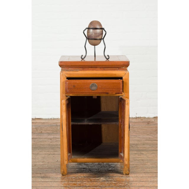 Chinese Vintage Two-Toned Side Table with Single Drawer and Double Doors For Sale - Image 10 of 13