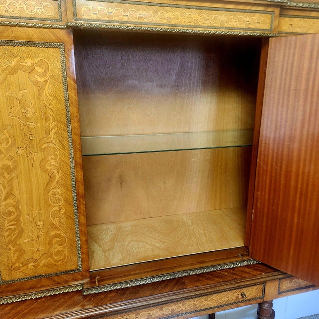 19th C French Marquetry and Ormolu Cabinet on Stand For Sale - Image 15 of 18