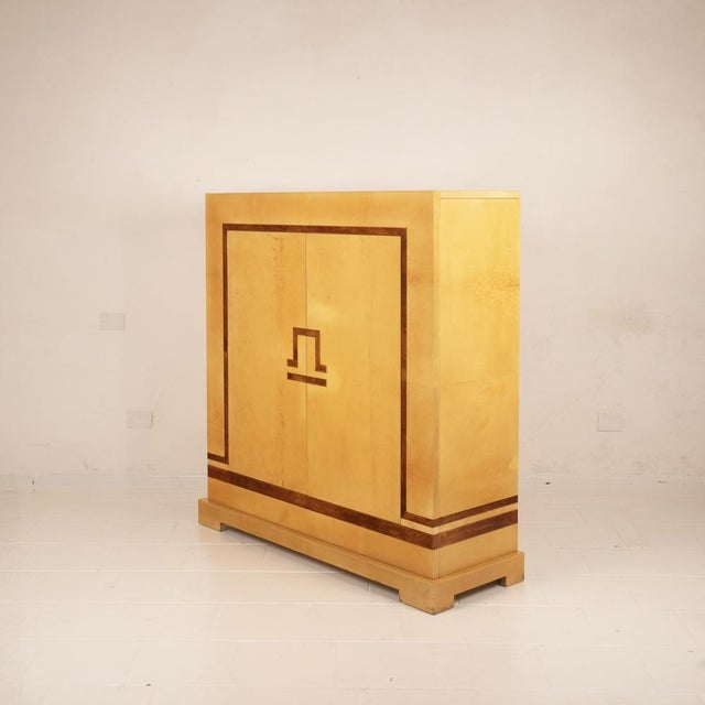 Italian Goatskin Parchment Bar Cabinet by Giorgio Tura and Nucci Valsecchi for Tura, 1970 For Sale - Image 11 of 18