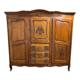 Early 20th Century, French Armoire in the Style of Louis XV For Sale