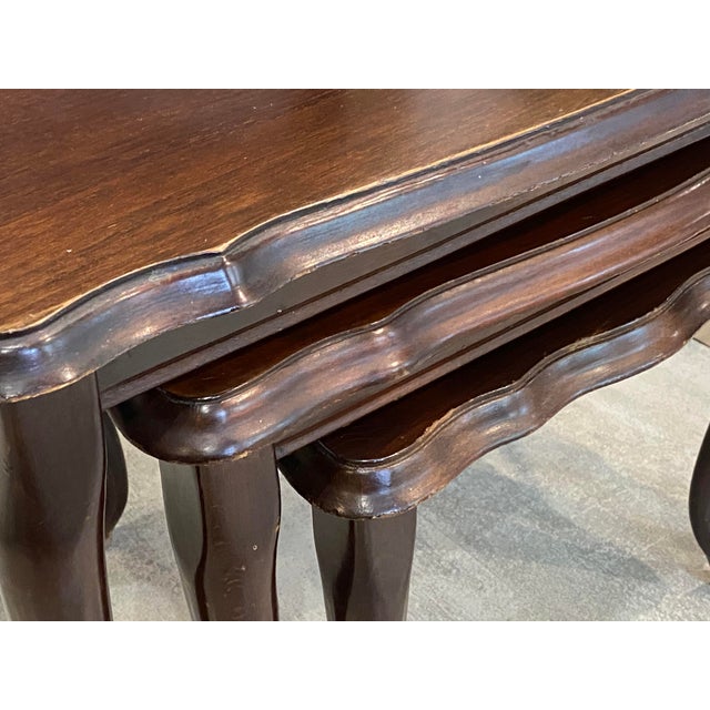 Louis XV Rustic Nesting Coffee Tables, 1950, Set of 3 For Sale - Image 6 of 18