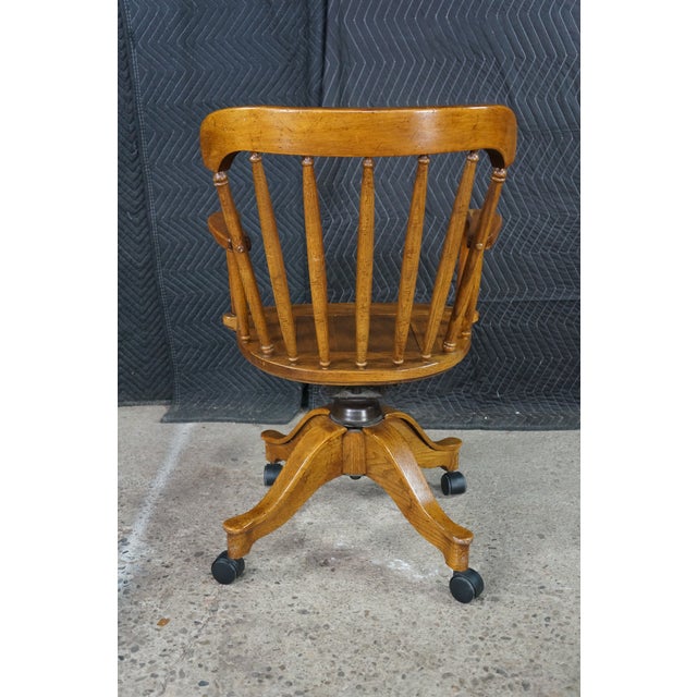 Mid Century Oak Bentwood Windsor Barrel Back Swivel Bankers Office Desk Chair For Sale - Image 10 of 18