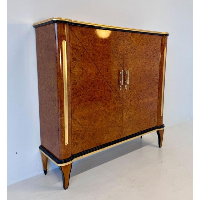 Vintage Italian Art Deco Sideboard in Maple Burl with Black Lacquer Details, 1940s For Sale - Image 4 of 14