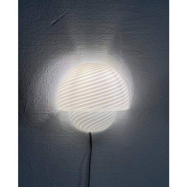 White Italian Murano Swirl Glass Mushroom Wall Sconces from De Majo, 1970s, Set of 2 For Sale - Image 8 of 13