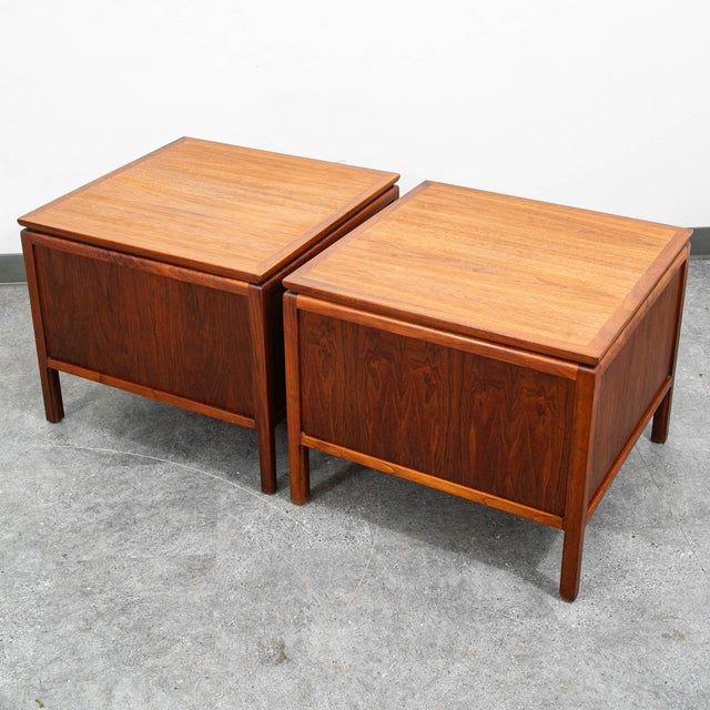 Mid Century Modern End Side Tables Walnut Storage Nightstands Pair Cabinet MCM For Sale In Sacramento - Image 6 of 10