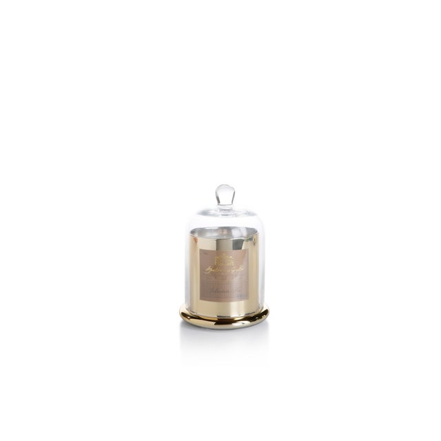 Classic and vintage is your style, so you'll love this beautiful scented candle. It comes in a delightful vessel...