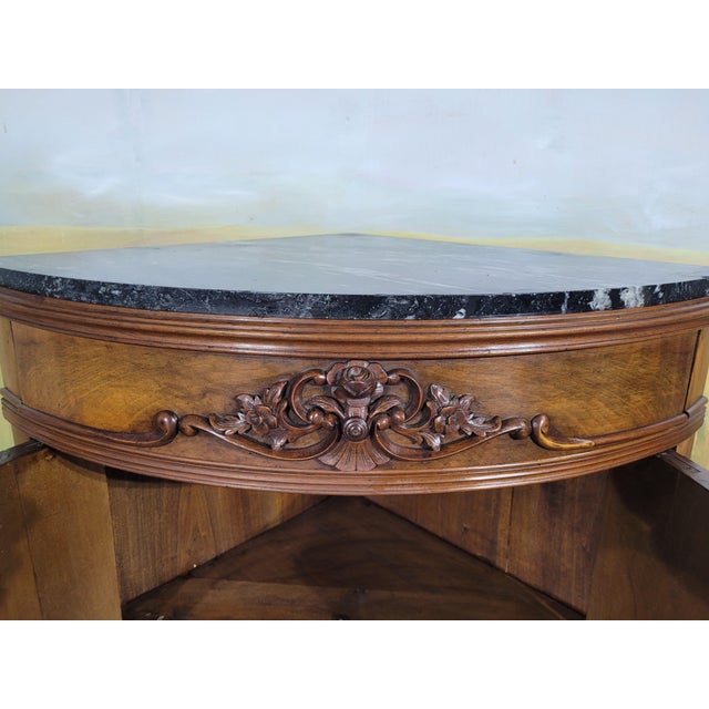 Louis Philippe Corner Cabinet in Walnut For Sale - Image 5 of 13