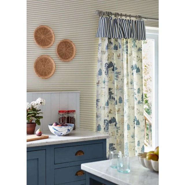 This delicately coloured and emotive design is our interpretation of Disney`s Winnie the Pooh story. Hand painted in...