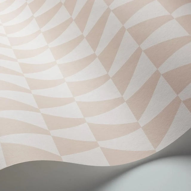 A classic, graphic pattern, Trapeze was created in the 1950s by Scandinavian design icon Arne Jacobsen. This product is...