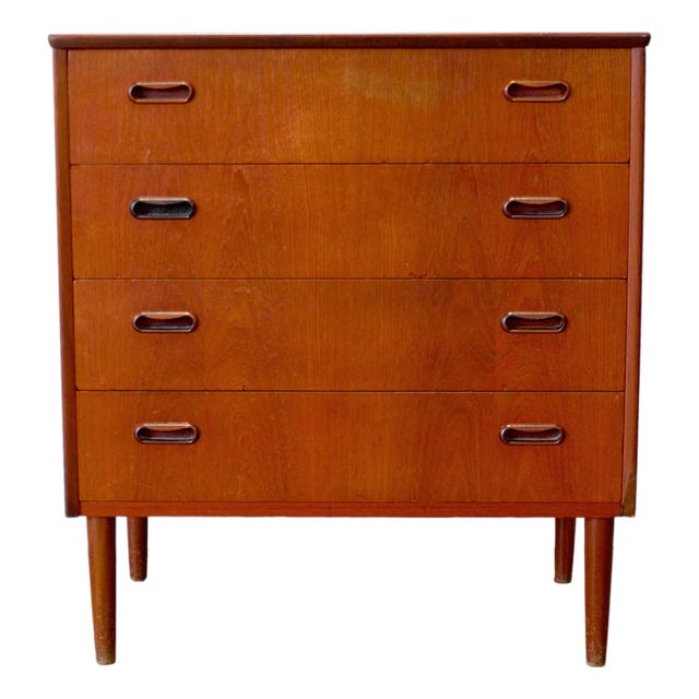 Danish or Swedish Teak Dresser / Chest of 4 Drawers For Sale