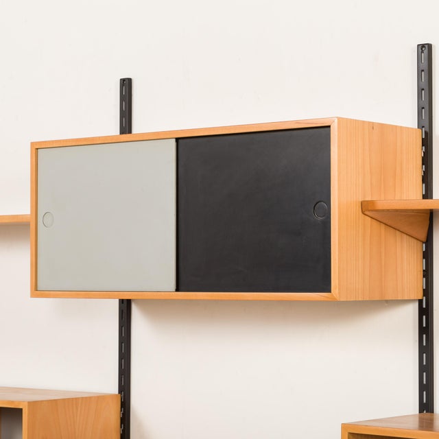 Three Bay Wall Unit in Beech from FM Møbler, 1970s For Sale - Image 12 of 18