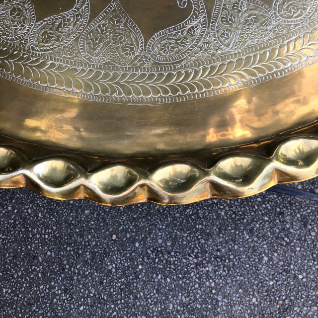 Brass 1950s Mid Century Moroccan Brass Pie Crust Edge Tray Table With Spider Legs For Sale - Image 8 of 13
