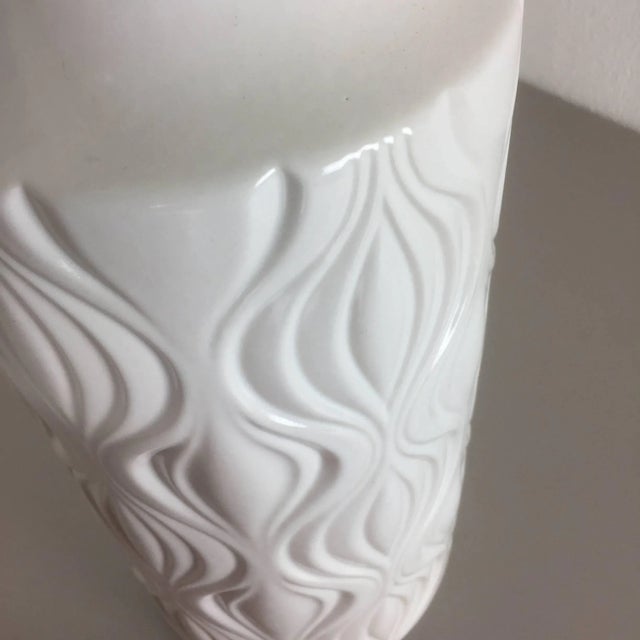 Vintage German Fat Lava Onion Vases from Scheurich, Set of 2 For Sale - Image 10 of 11