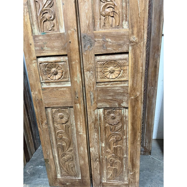 Mid-Century Modern Natural Hand-Carved Floral Wood Barn Door – Rustic Farmhouse Sliding Pantry or Interior Statement Door 80x28 For Sale - Image 3 of 7