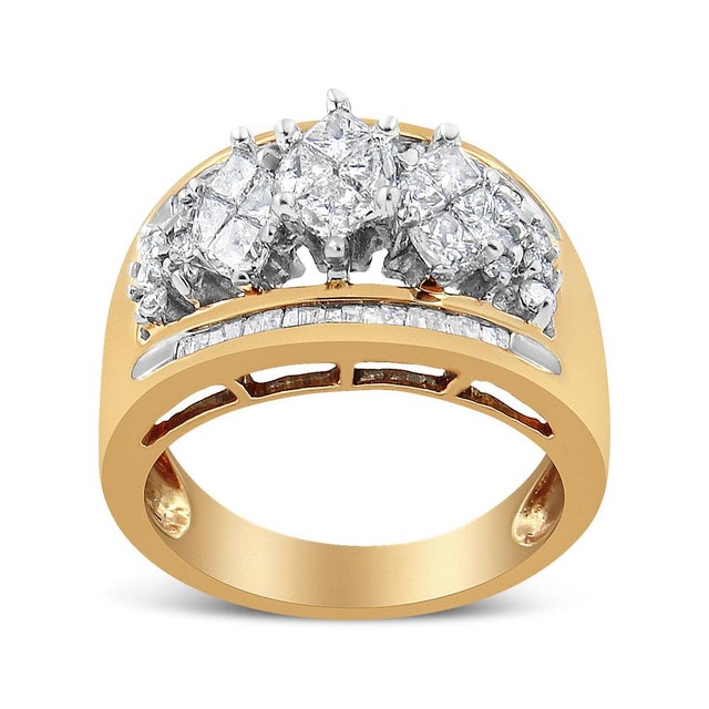 Glamorous and eye-catching, this stunning 1 1/2 c.t. cocktail ring has a gold band that splits at the center to showcase a...