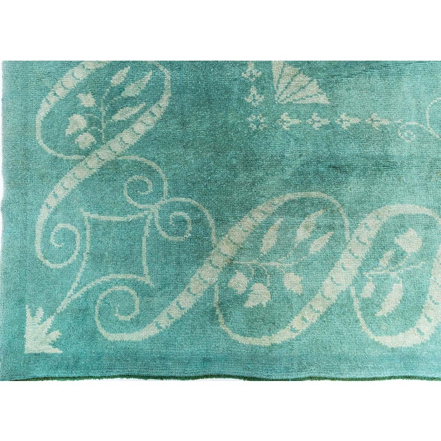 Doris Leslie Blau 1940s Vintage European Rug with Neoclassical Motifs For Sale In New York - Image 6 of 9