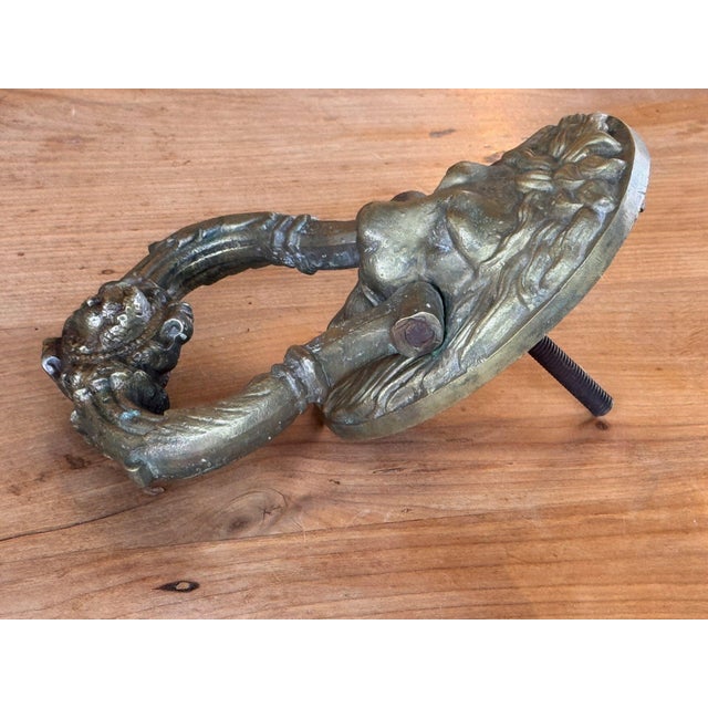19th Century 19th Century English Bronze Lion Door Knocker With Cherub Mask For Sale - Image 5 of 6