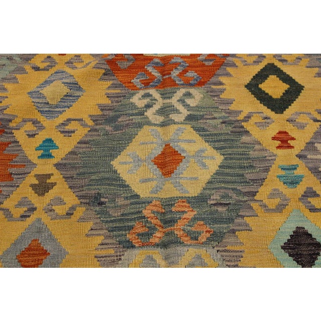 Boho Chic Kilim Gold Gray Wool Rug - 6'7" X 9'10" For Sale - Image 4 of 7