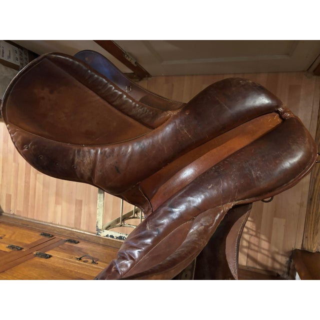 Brown Vintage English Jumping Saddle For Sale - Image 8 of 12