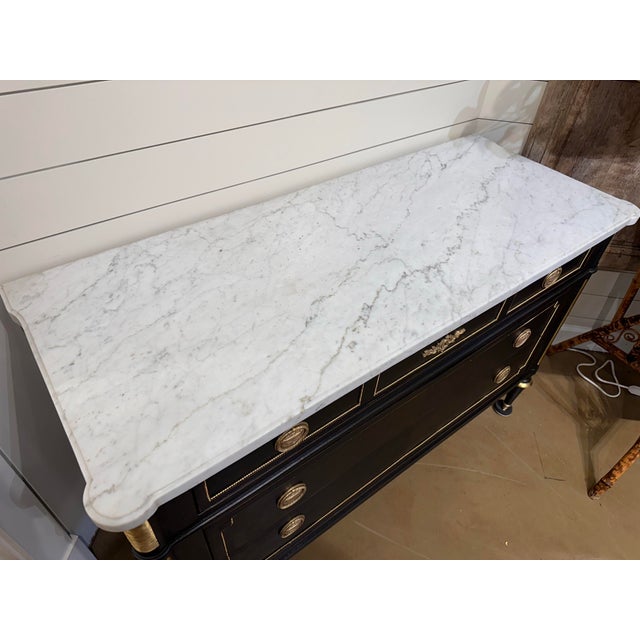 French Louis XVI Chest of Drawers For Sale - Image 4 of 11