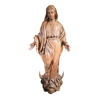 17th Century German Carved Fruitwood Virgin Mary, 1640 For Sale