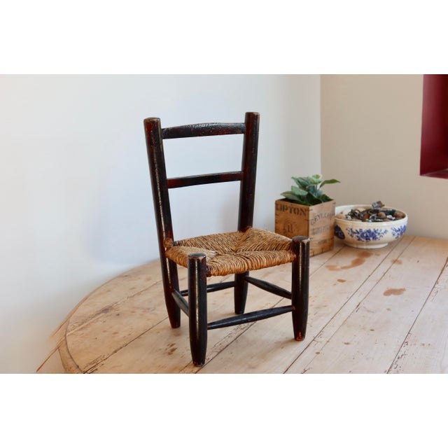 1950s Small Antique Children's Chair in Wood with Straw Seat, 1950s For Sale - Image 5 of 8