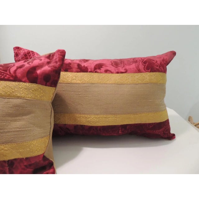 Antique Red and Gold Silk Velvet Decorative Lumbar Pillows - Set of 2 For Sale In Tampa - Image 6 of 6