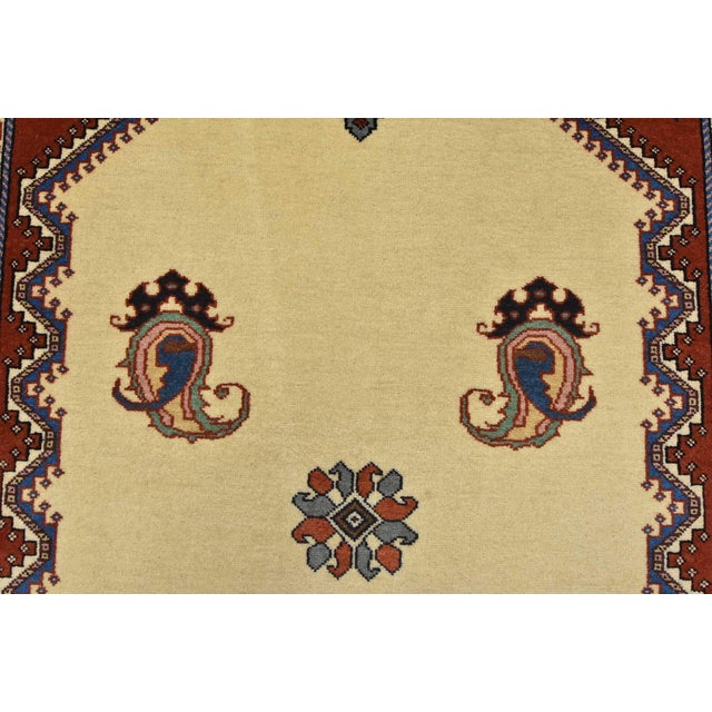 Ivory Fine Kashmar Runner 2’8” X 6’6” Ivory Wool Traditional Hand-Knotted Rug For Sale - Image 8 of 12