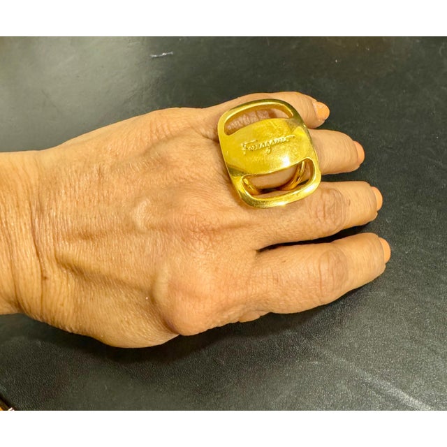 Salvatore Ferragamo Ganchini scarf ring /Ring gold Tone, Medium Size For Sale - Image 14 of 18
