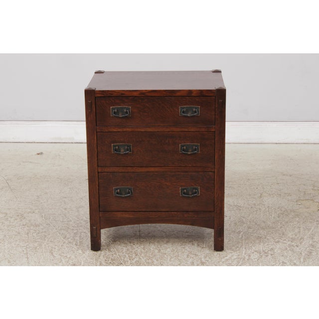 Mission Pair of Stickley Mission Oak Nightstands For Sale - Image 3 of 16