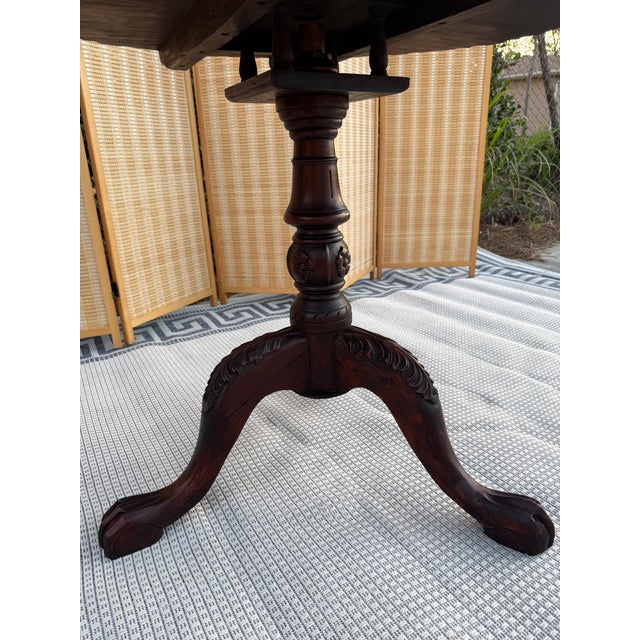 Antique Round Tilt-Top Pedestal Table With Pie Crust Detail For Sale - Image 14 of 18