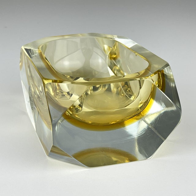 Original Yellow Murano Glass Ashtray by Bucella Cristalli Murano, 1970s For Sale - Image 17 of 18