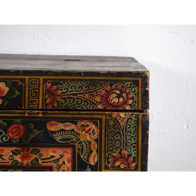 Antique Chinese Painted Trunk For Sale - Image 6 of 11