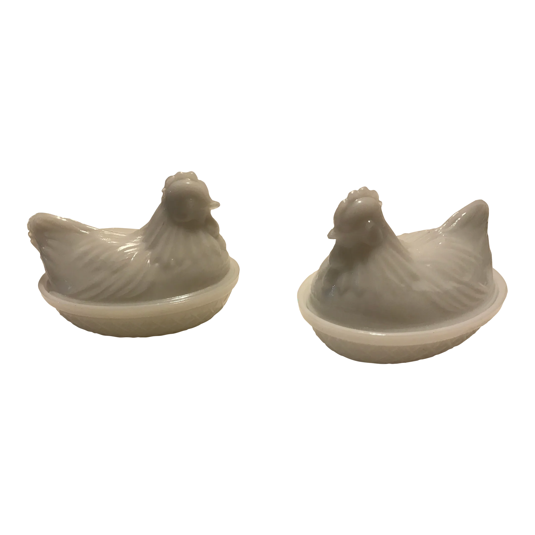 1930s Hazel-Atlas Small Hen on Nest, Milk Glass or Plantonite