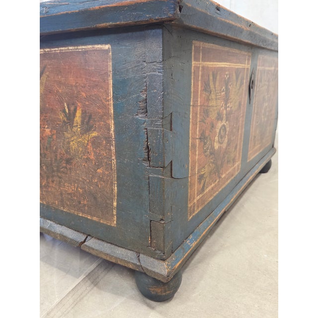 Antique 19th Century German or Austrian Original Blue Painted Pine Blanket Chest For Sale - Image 10 of 17