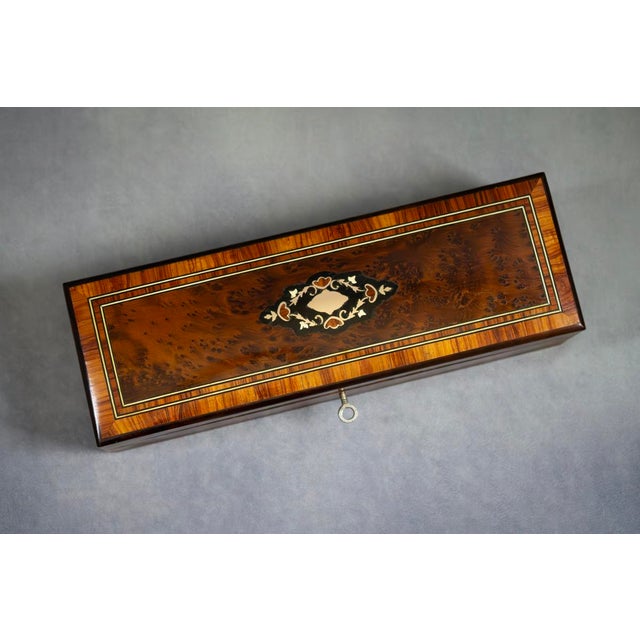 Marquetry Glove Box in Burr Walnut and Rosewood, 1880 For Sale - Image 6 of 9
