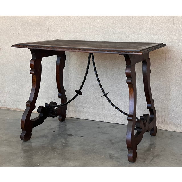 Spanish Walnut Ice Table With Carved Lyre Legs and Top, Spanish, 19th Century For Sale - Image 3 of 10