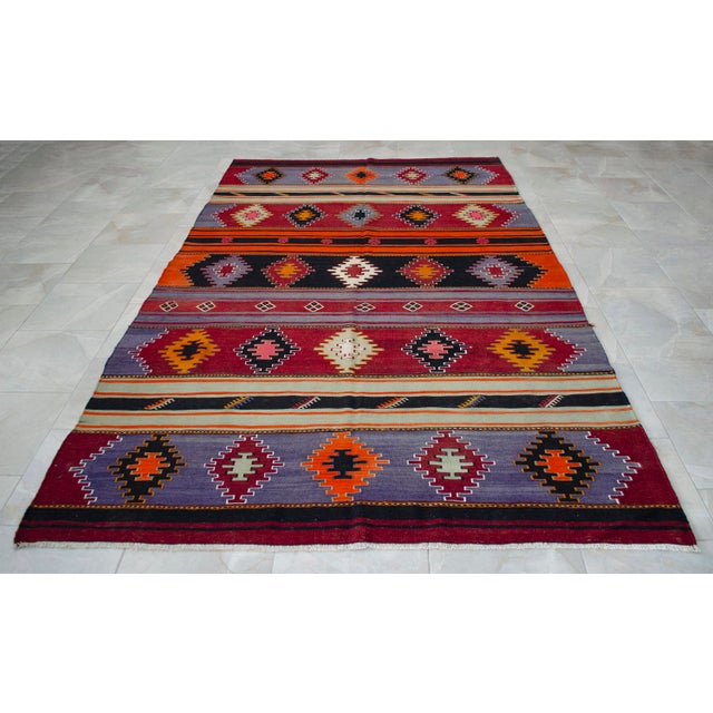 1960s 1960s Vintage Hand-Woven Wool Turkish Rug Majestic Living Room Decor - 6′1″ X 10′3″ For Sale - Image 5 of 13
