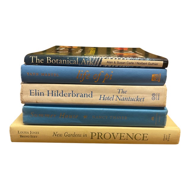 Set of 5 Coastal Blue & Cream Book Stack With Nantucket & Garden Themes — Curated Decorative Book Vignette For Sale