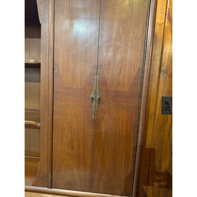 Wood 1950s Walnut Chinoserie China Cabinet W/Asian Inspired Hardware For Sale - Image 7 of 11