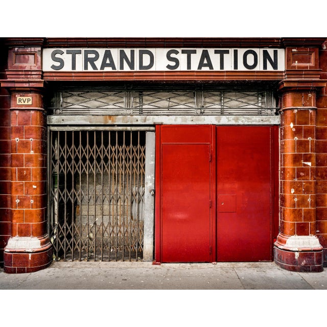Paper Guy Sargent, Strand Station, Photograph For Sale - Image 7 of 7