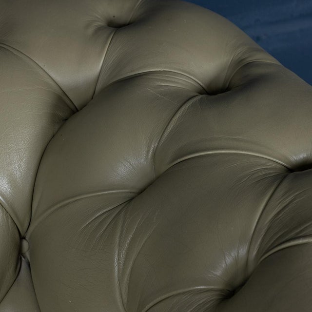 1980s Vintage English Chesterfield Sofa in Olive Green Leather, 1980 For Sale - Image 5 of 18