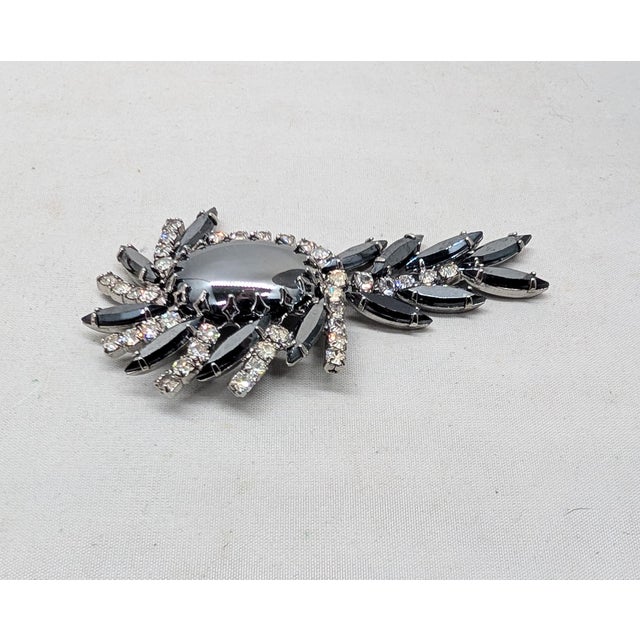 Metal Vintage 1960s Delizza & Elster Cabochon Faux-Hematite With Dangle Drop Brooch For Sale - Image 7 of 8