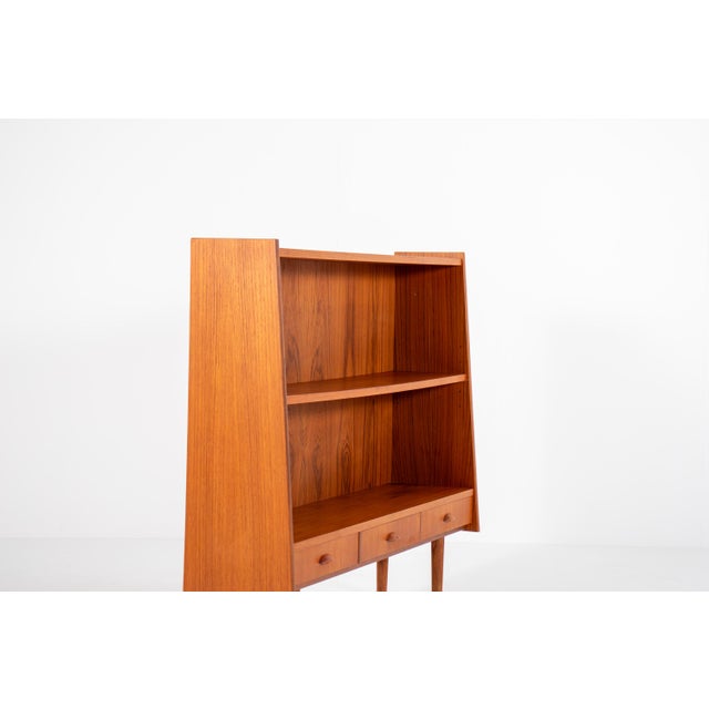 1960s Vintage Scandinavian Teak Bookcase with Drawers, 1960s For Sale - Image 5 of 12