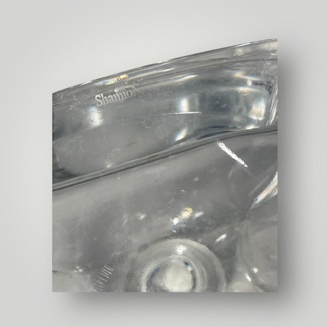 1970s Geometric Shannon Crystal Decanter With a Faceted Stopper For Sale In Cincinnati - Image 6 of 12