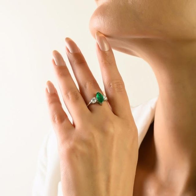 Green Natural Marquise Emerald & Diamond Three-Stone Engagement Ring Size 6 in 18k Gold For Sale - Image 8 of 14