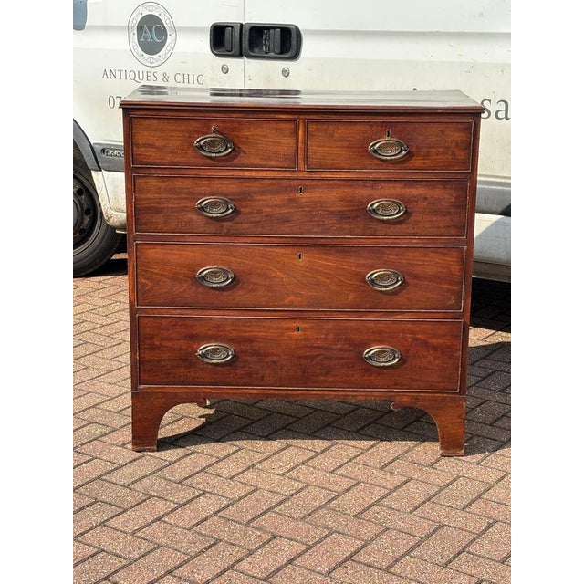 Georgian Mahogany Chest of Drawers For Sale - Image 4 of 14
